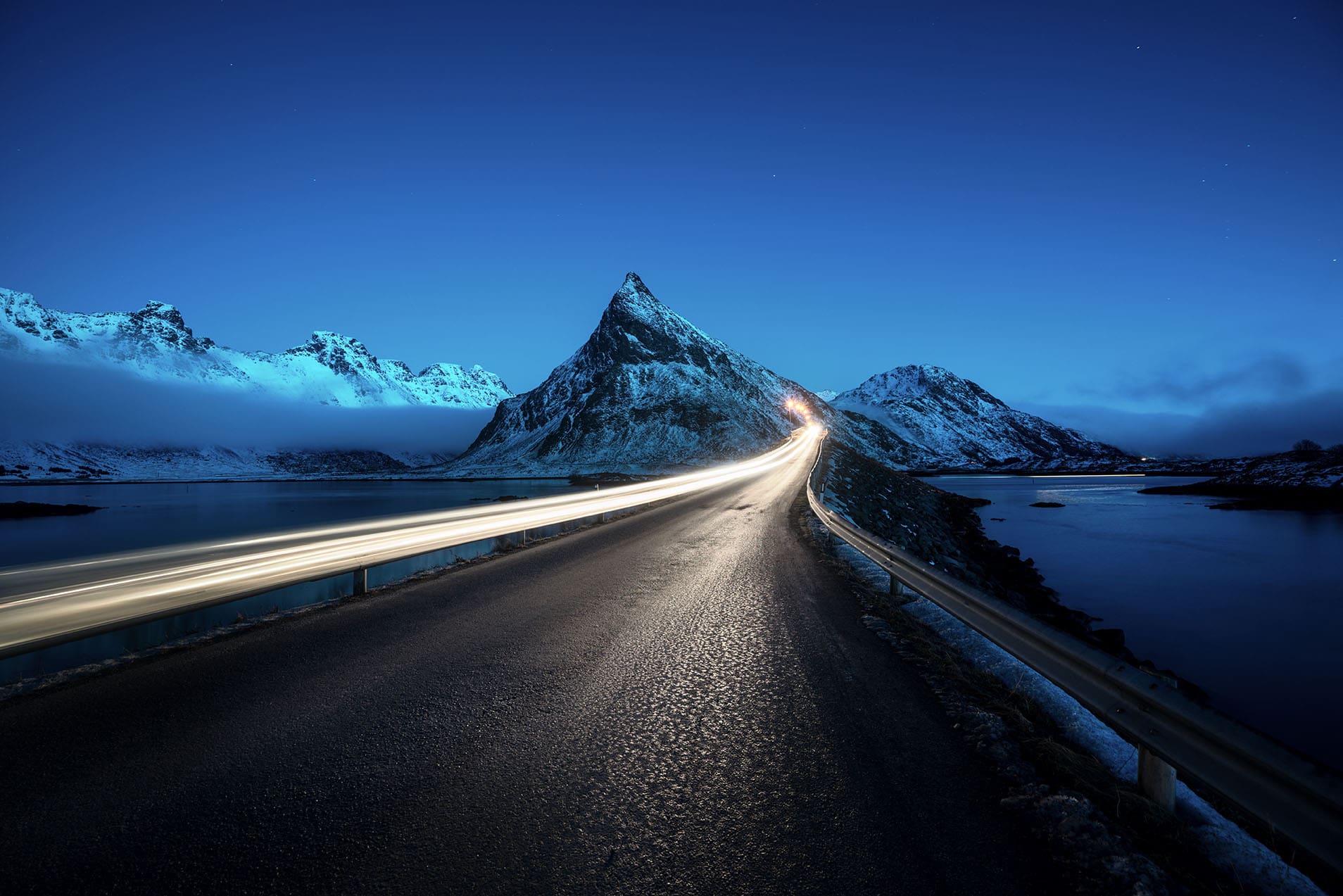 Long exposure of a winter mountain road